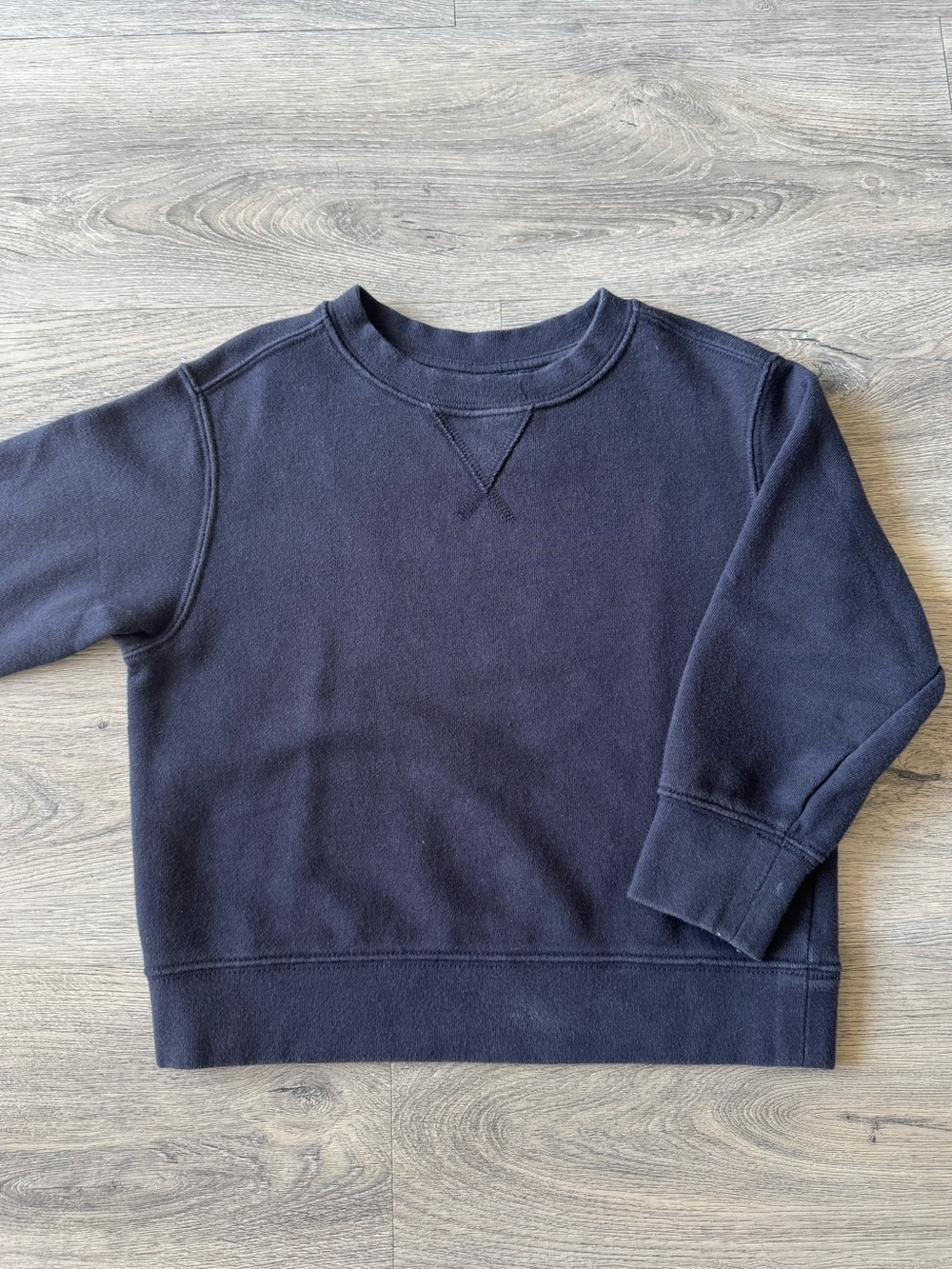 Uniqlo Crewneck Sweatshirt